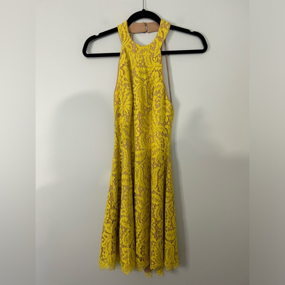Dress The Population Angie Yellow Lace Halter Mini Dress - Picture 2 of 9